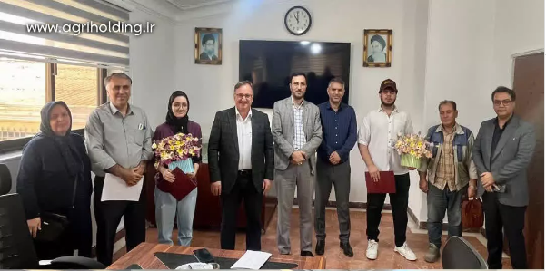 تقدیر از فرزندان برتر پرسنل شرکت زراعی دشت ناز در کنکور سراسری ۱۴۰۴